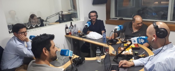 Conoce las mejores cosquillas de Madrid y acompañado del mejor vino de Castilla la Mancha. Hoy tenemos un programa para todos los gustos, hablamos sobre gastronomía peruana y también conocemos el coctel más castizo de Madrid.