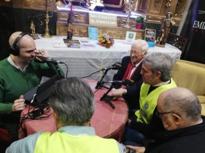 desayunos solidarios padre ángel y emilio Moro